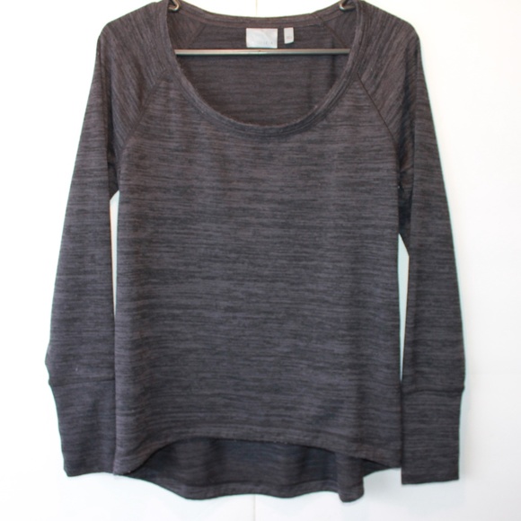 Athleta Sweaters - Athleta Women's Small Gray Long Sleeve Sweater